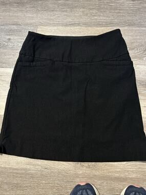 SC&Co Women Skirt/Shorts Size Sm Black Mini Stretch Side Pockets Pull On Casual